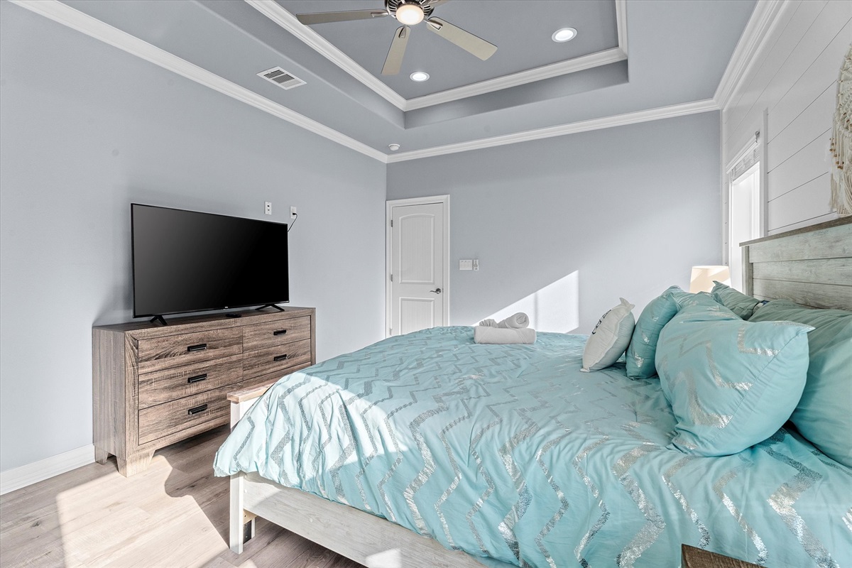 8d89c2e46fbc44a991883a149aaefe74 Large | Beachhouse | Texas | TX | Vacation Homes | Galveston | Crystal Beach | Kokomo | Breezy Days | Beachfront Elegance | Sunrise Serenity | Southern Sands Property Management, LLC