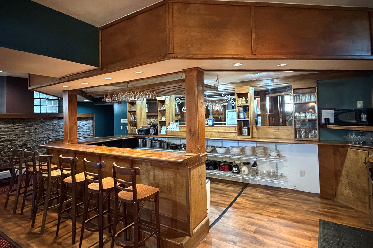 1819 Tavern turned into the main kitchen and dining room area.