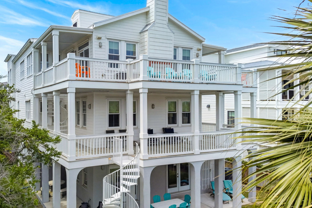 Back of House | Twin Palms | 914 Carolina Blvd | Isle of Palms, SC | IOP Escapes