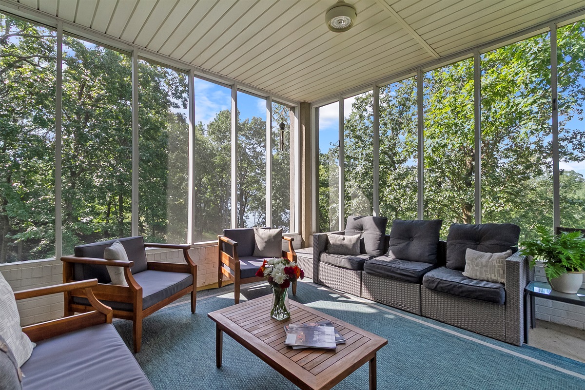 Screened Back Porch l Perfect for Morning Coffee or Afternoon Relaxing