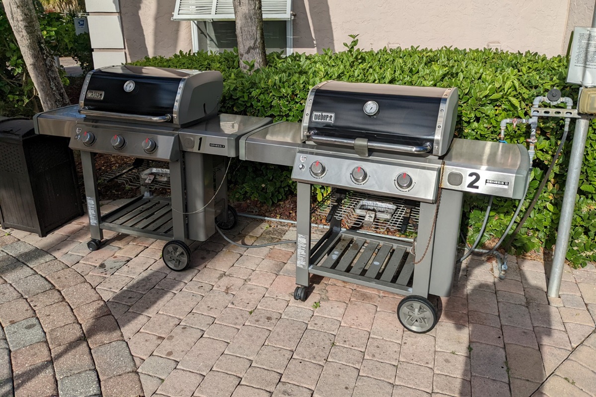 GAS GRILLS