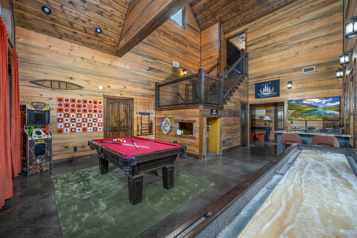 Game Room: Unleash your competitive spirit with billiards, arcade games, and endless fun!