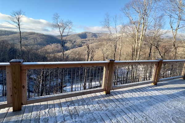 Soak in the splendor from our spacious mountain-view deck—perfect for morning coffee or sunset unwinding, just 1.7 miles from Hatley Pointe Ski Resort.