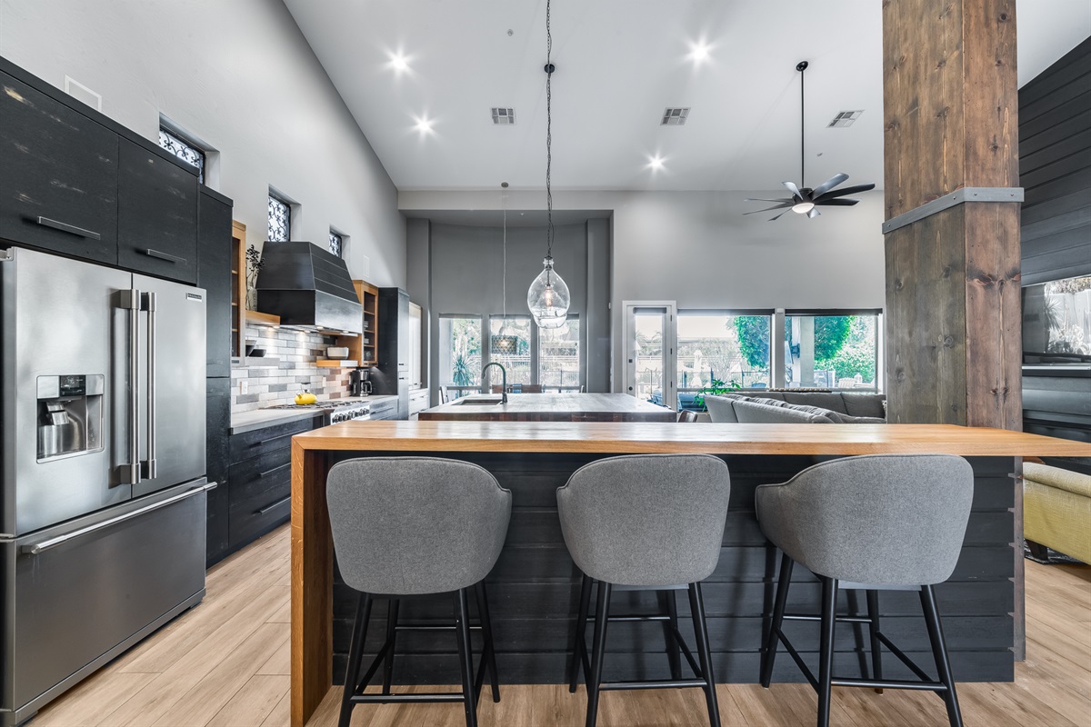 Grayhawk Getaway | 4-Bed Luxury w/ Spa & Pool Heat — Grayhawk Getaway | 4-Bed Luxury w/ Spa & Pool Heat, Scottsdale, Arizona — photo 8