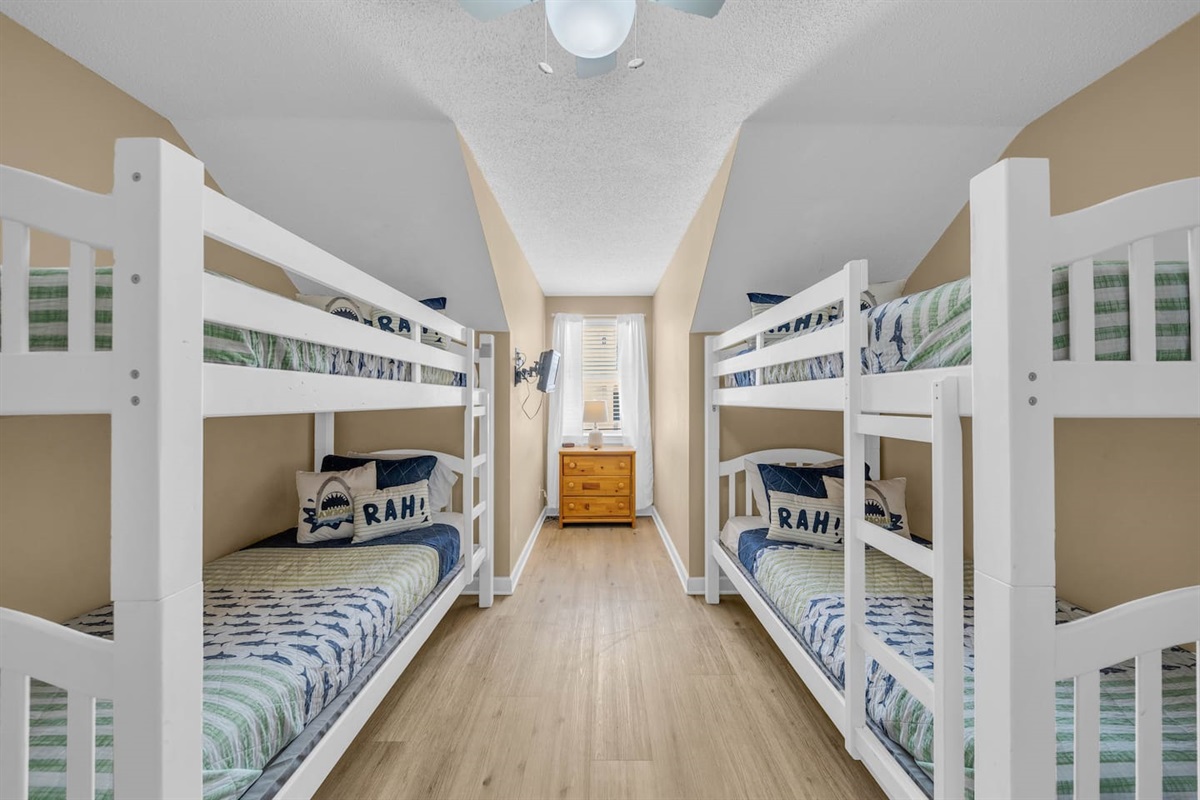 Upstairs bunkroom