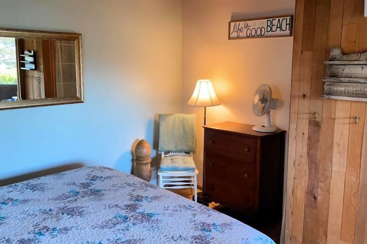 king bedroom off of Living room