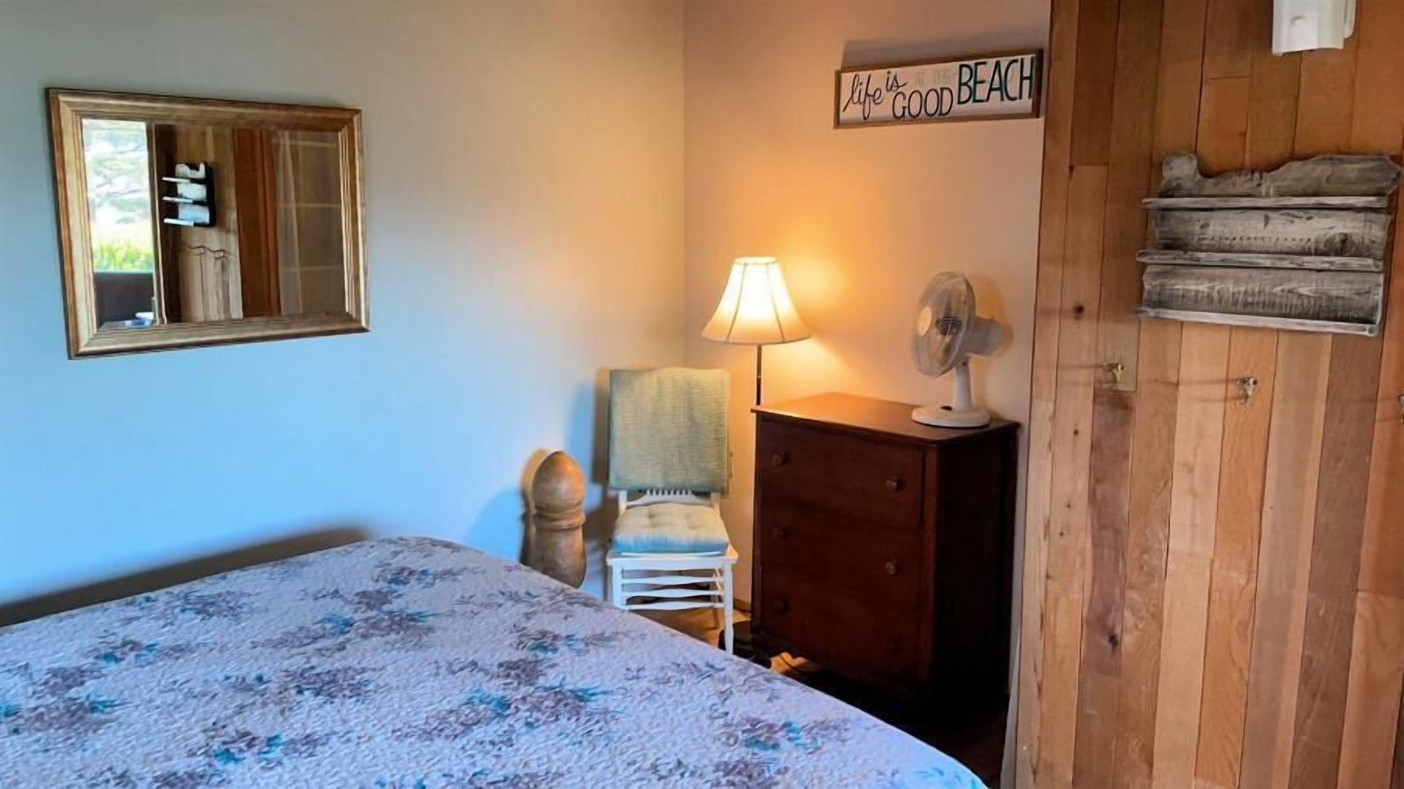 king bedroom off of Living room