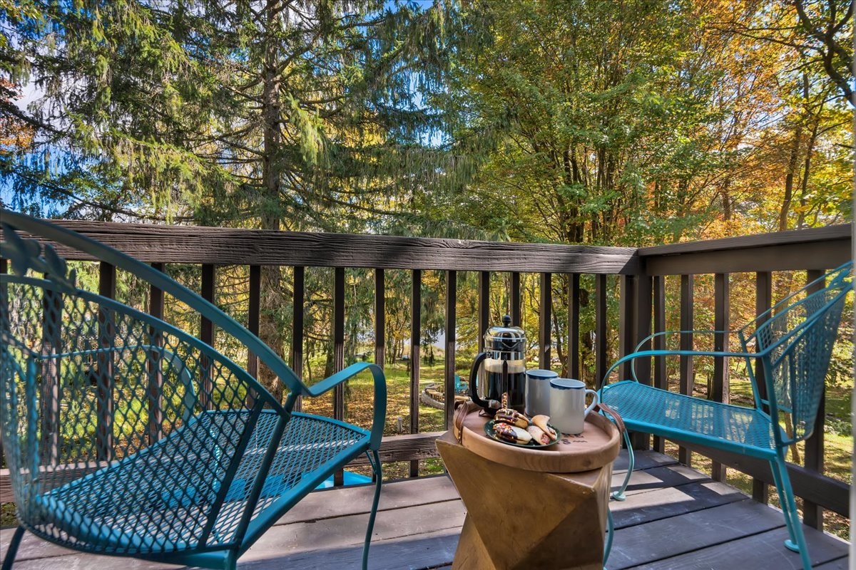 Morning coffee hits differently in the Poconos!