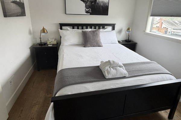 Queen Bed