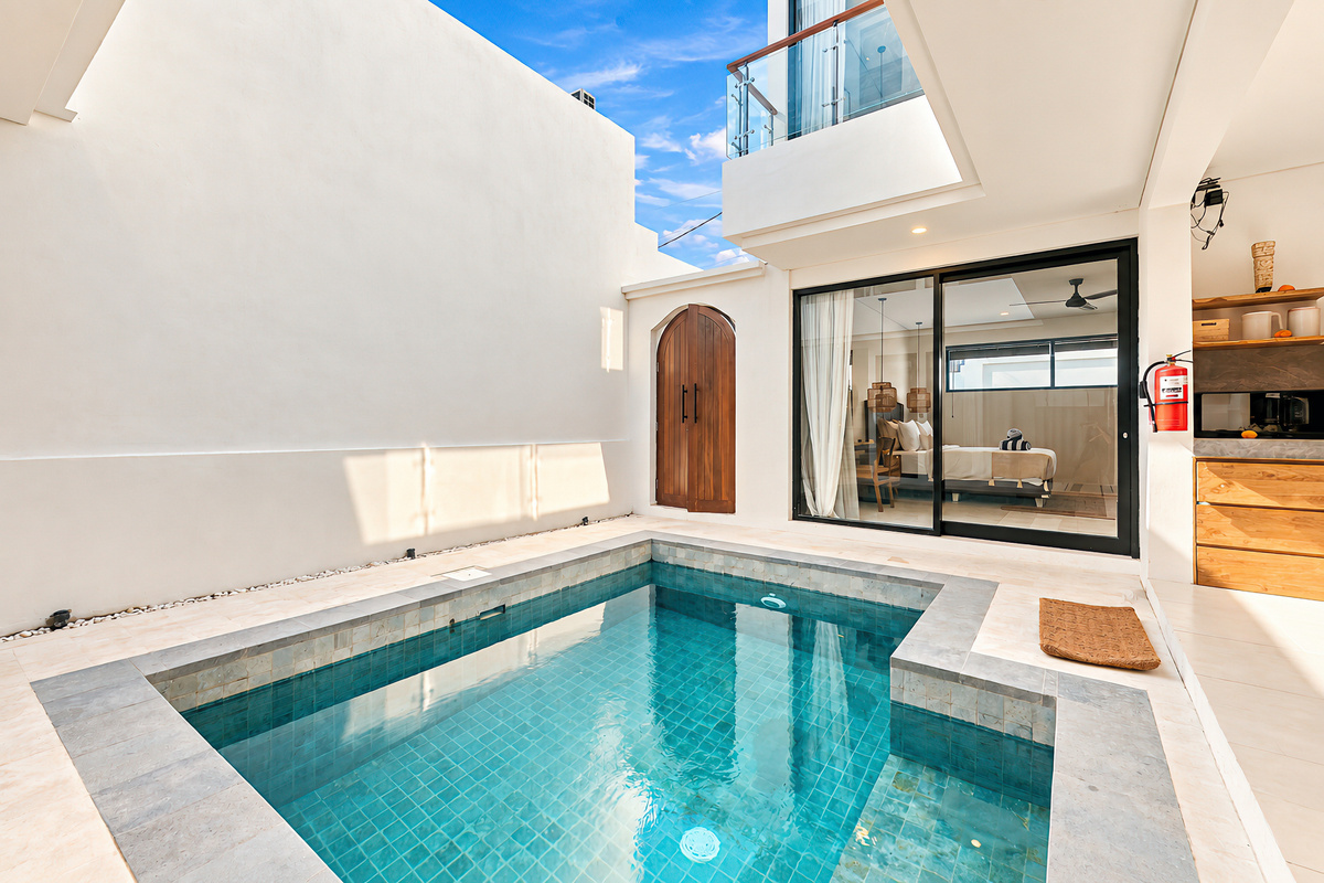 Pool area