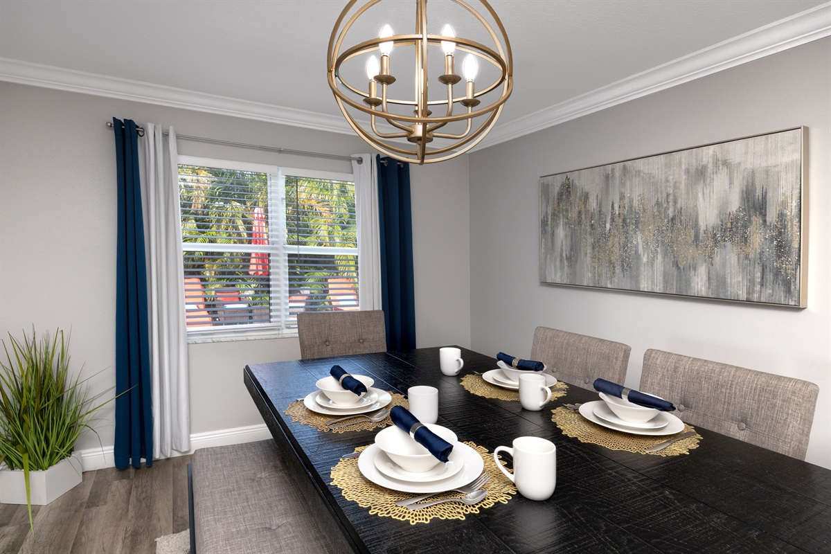 Dining Room With Loads Of Seating