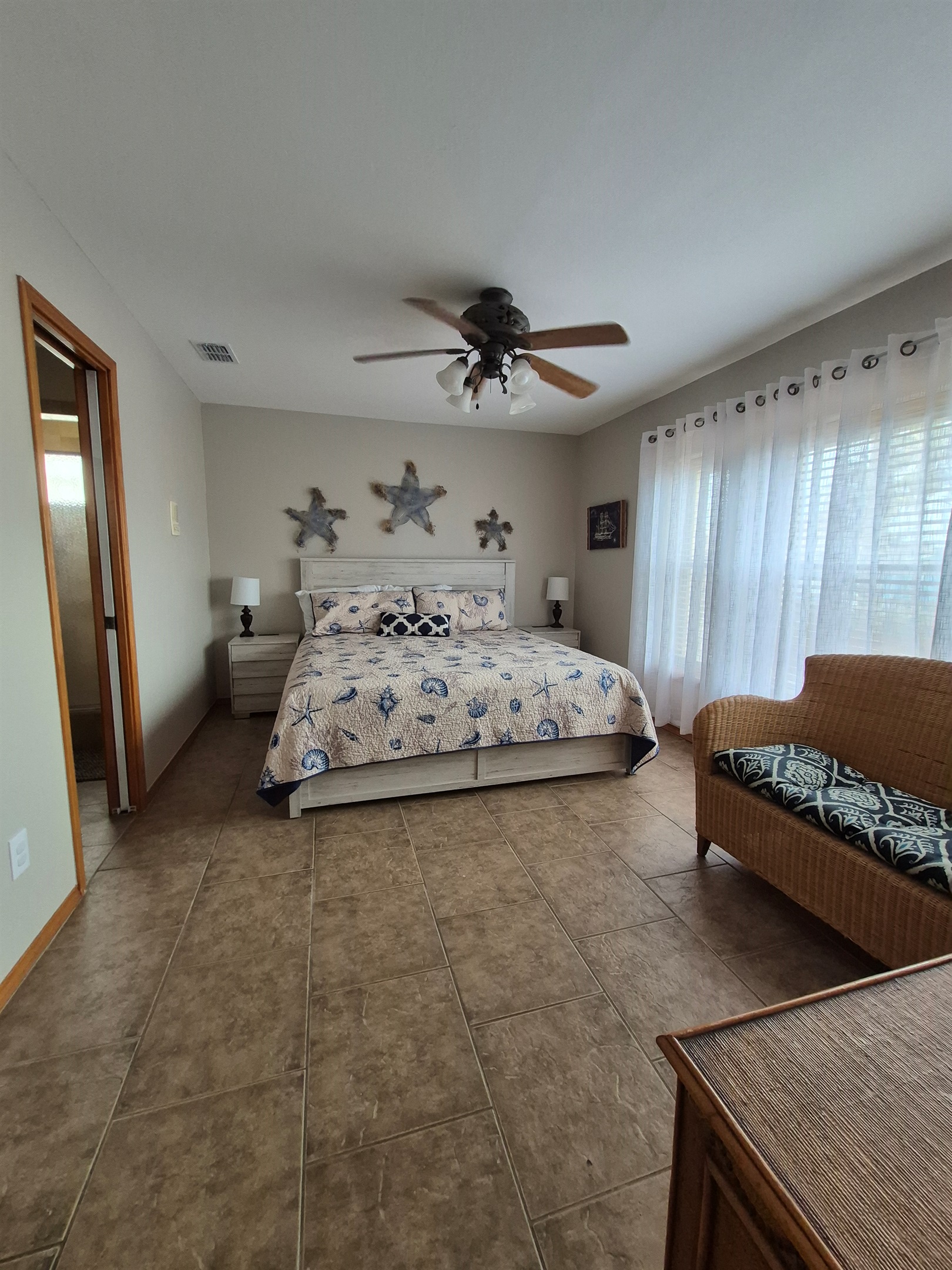 Master king bedroom offers memory foam sleep luxury with an attached dual vanity bath. (TV)