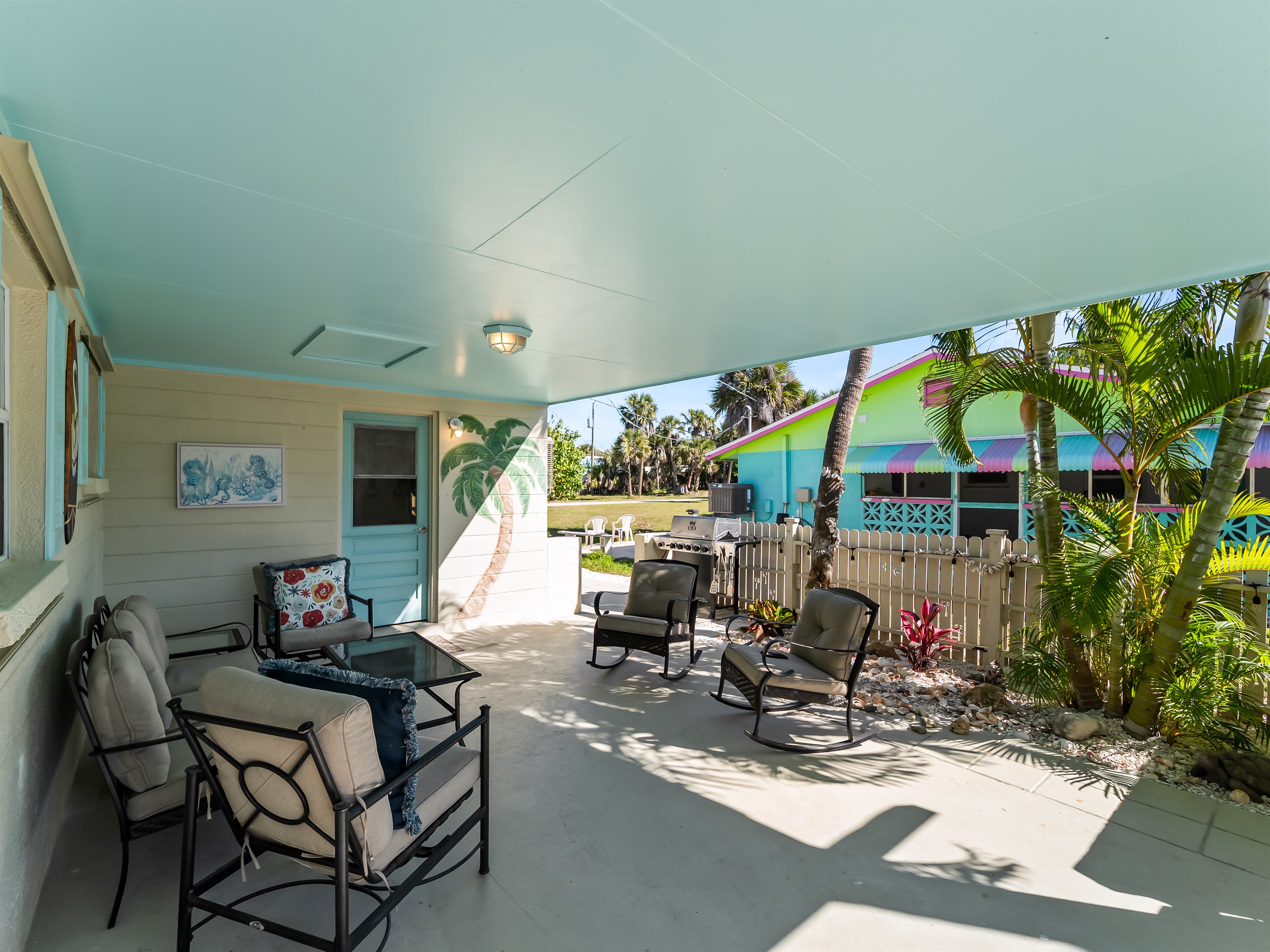 Covered Porch 