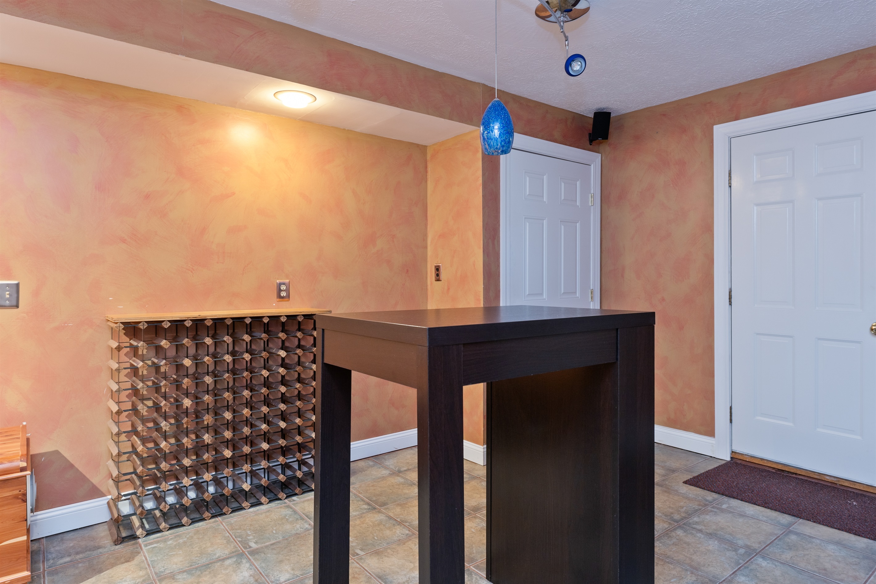 Wine cellar (wine not included)