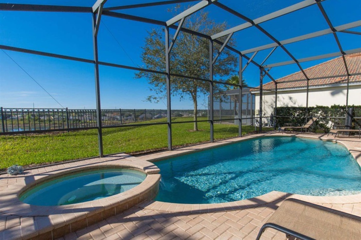 Private pool setting with fantastic sunset views!