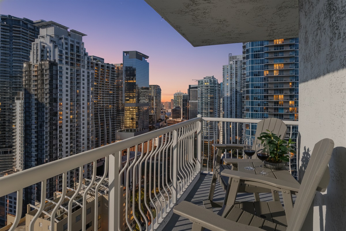 Balcony & Brickell Views