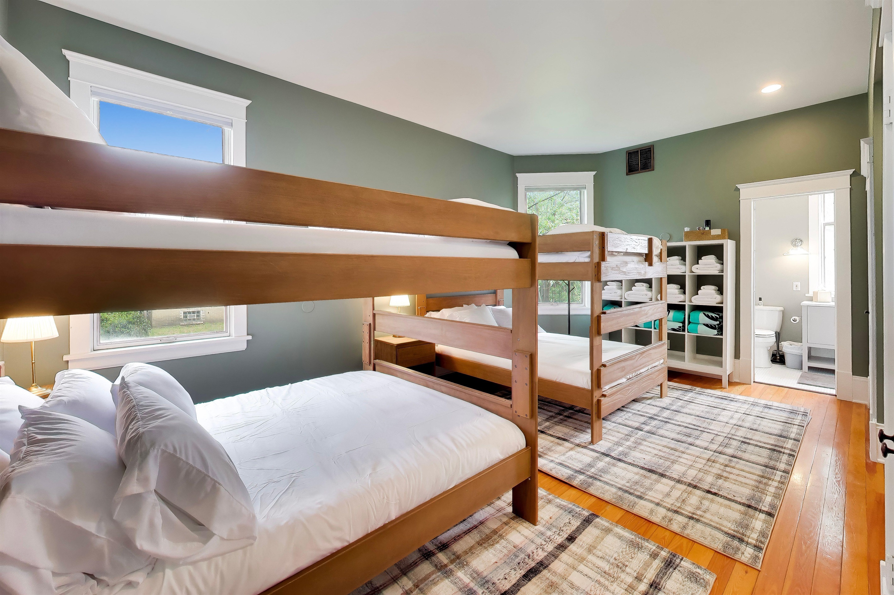 Lower Unit - Bedroom 3 - Queen Bunk Beds