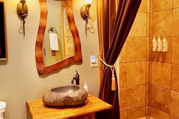 Unique details, unforgettable style. Even the bathroom is a work of art.
