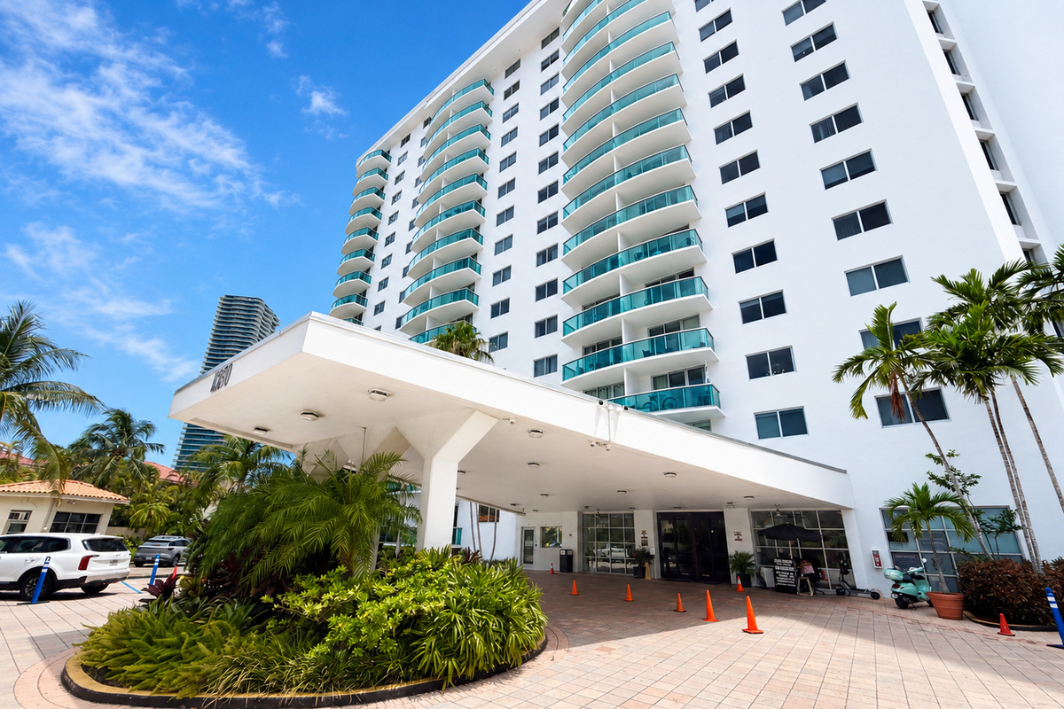 Condominium view from exterior - Ocean Reserve condominium 