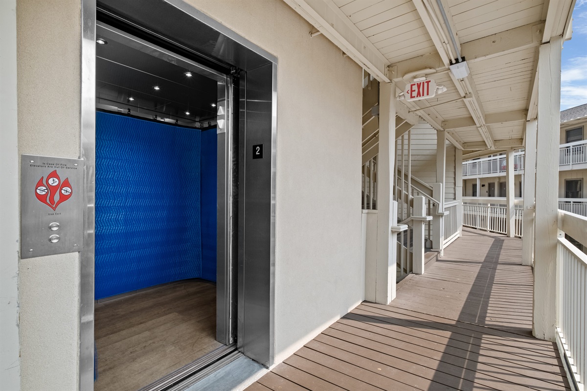 Elevator,  Breakers 324 Hilton Head