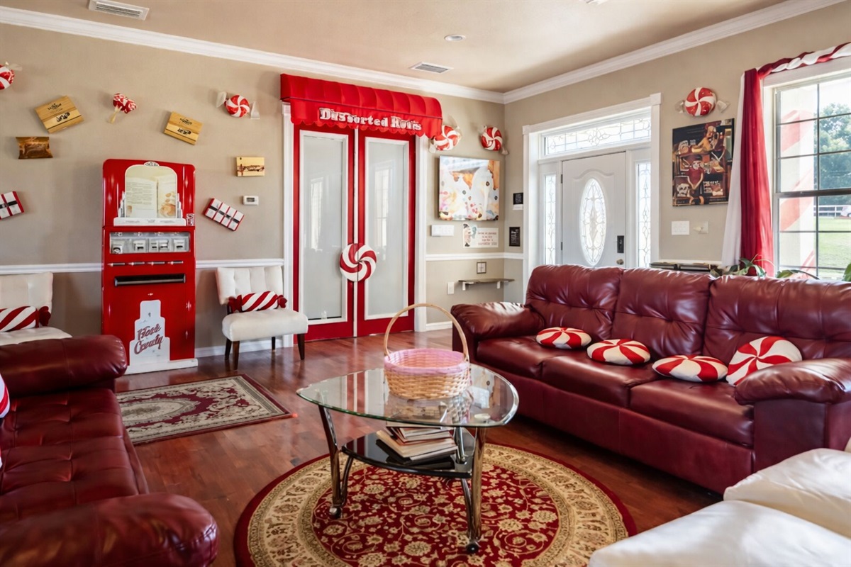 Peppermint lounge living room