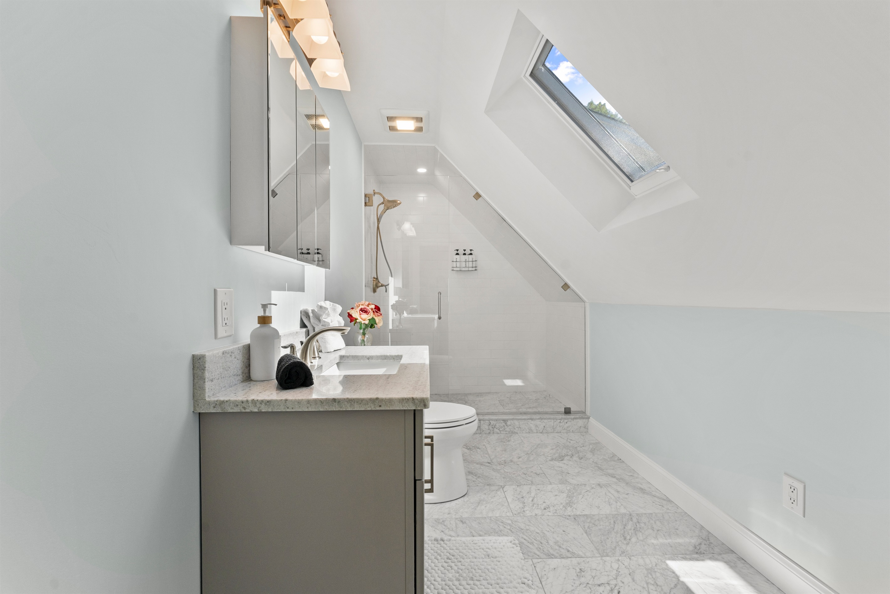 Another full bath for added comfort and convenience during your stay.