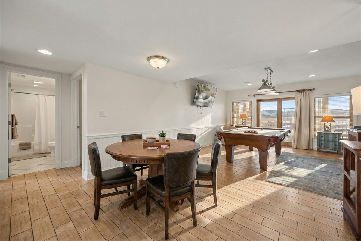 Fun Scale: Alternate angle of game room