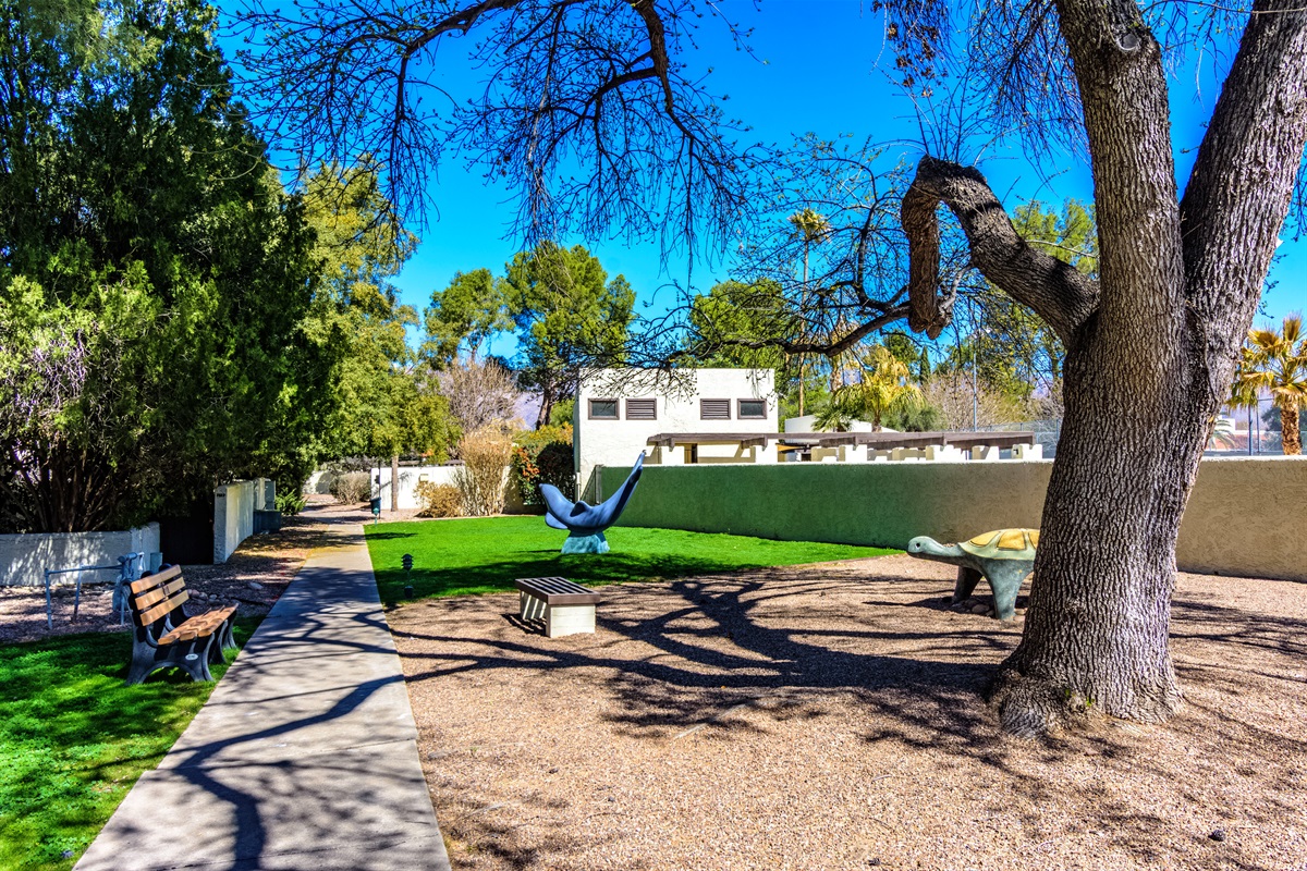 Community Greenspace and Walking Paths