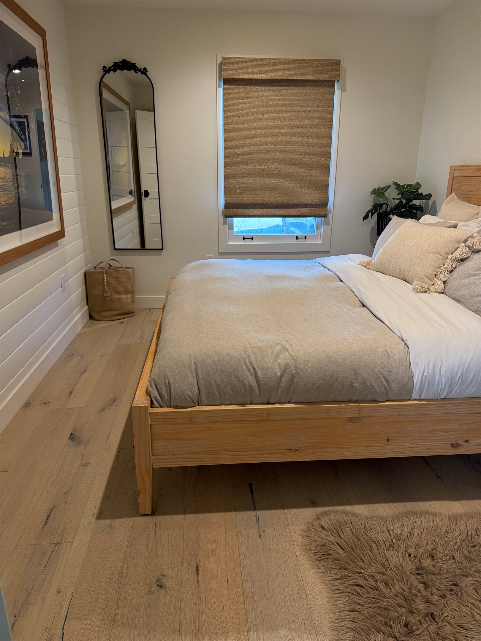 Bedroom 1 - Cal King Bed