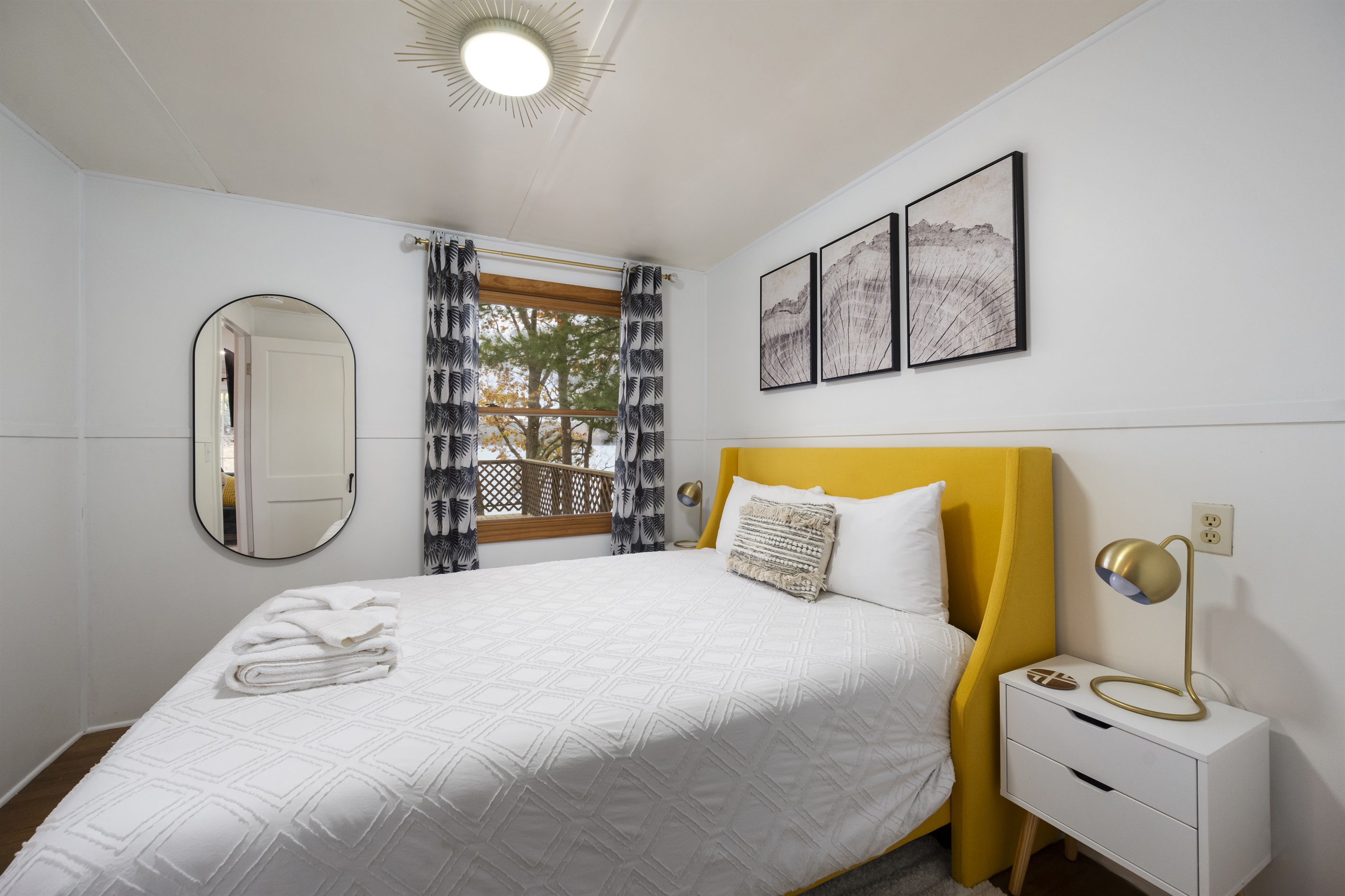 Bedroom 1 | Queen Bed | Lakeview Window