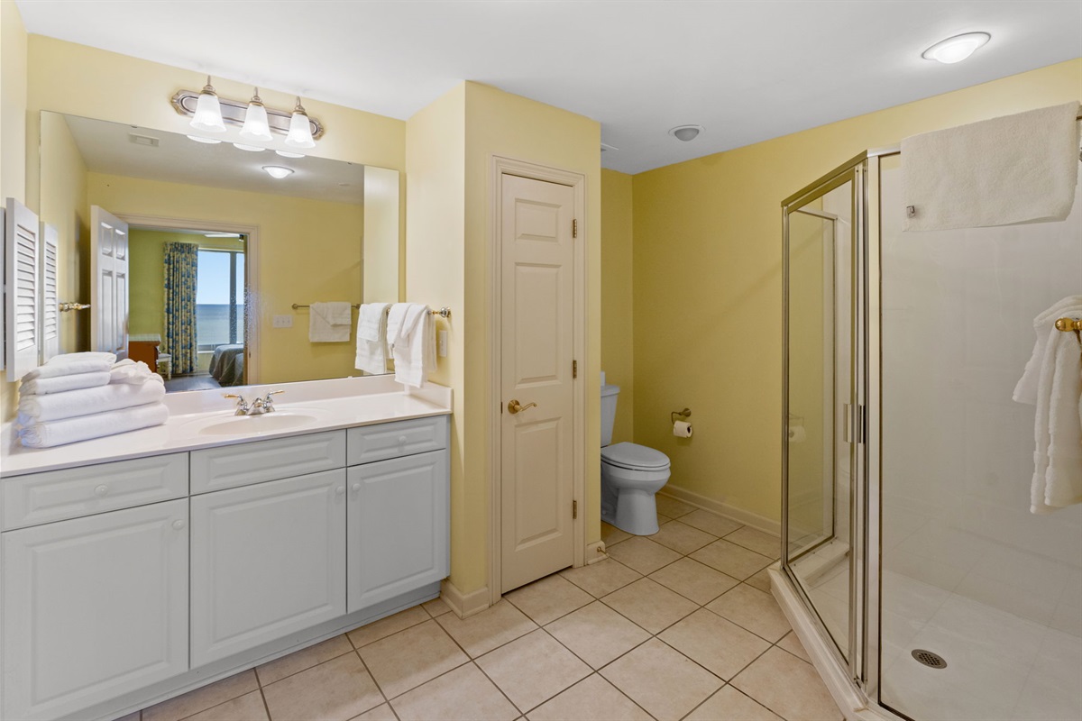 2nd Bathroom