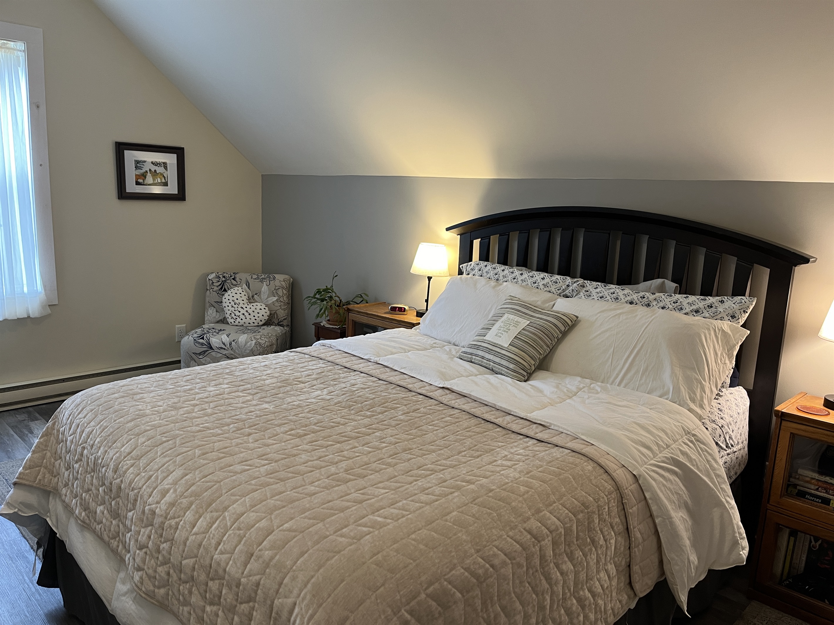 Horse Haven bedroom #1 queen bed
