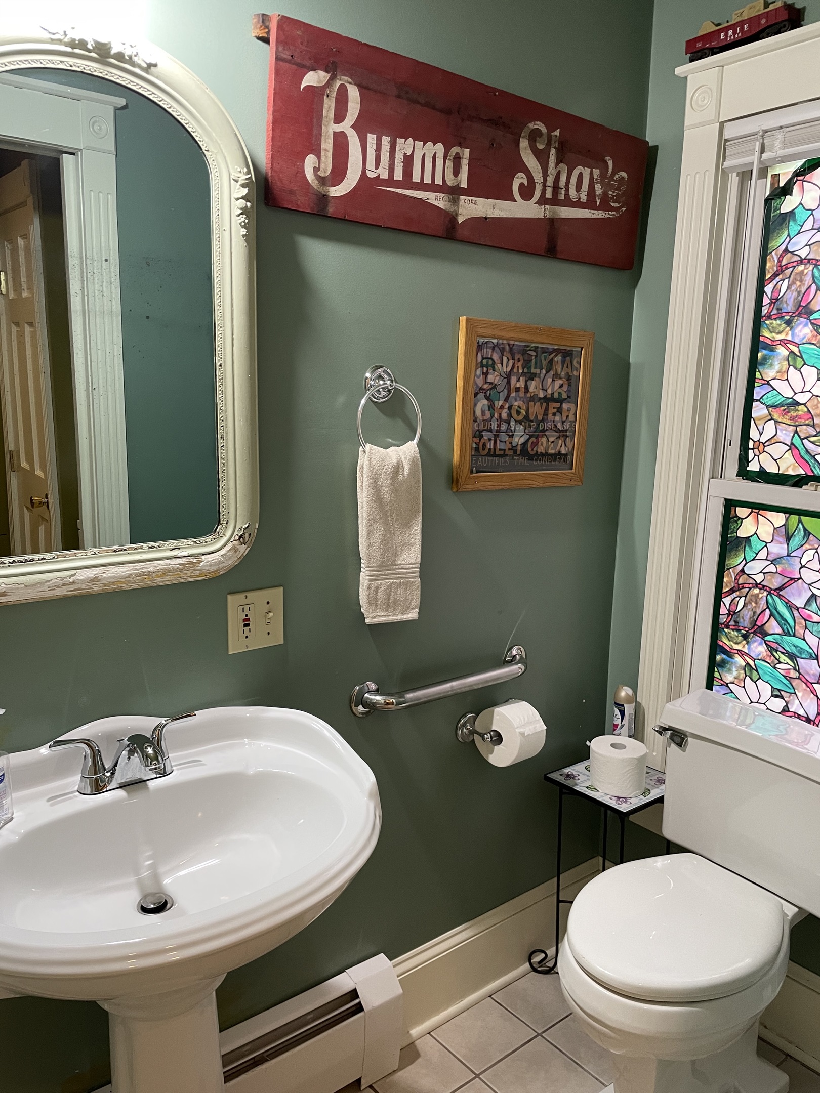 1st floor bath with shower