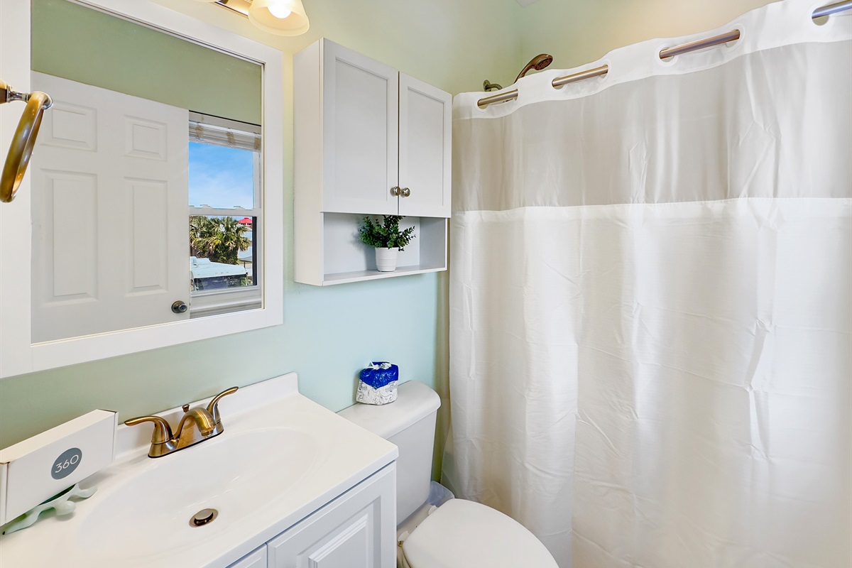 Kids Bathroom Mian Floor