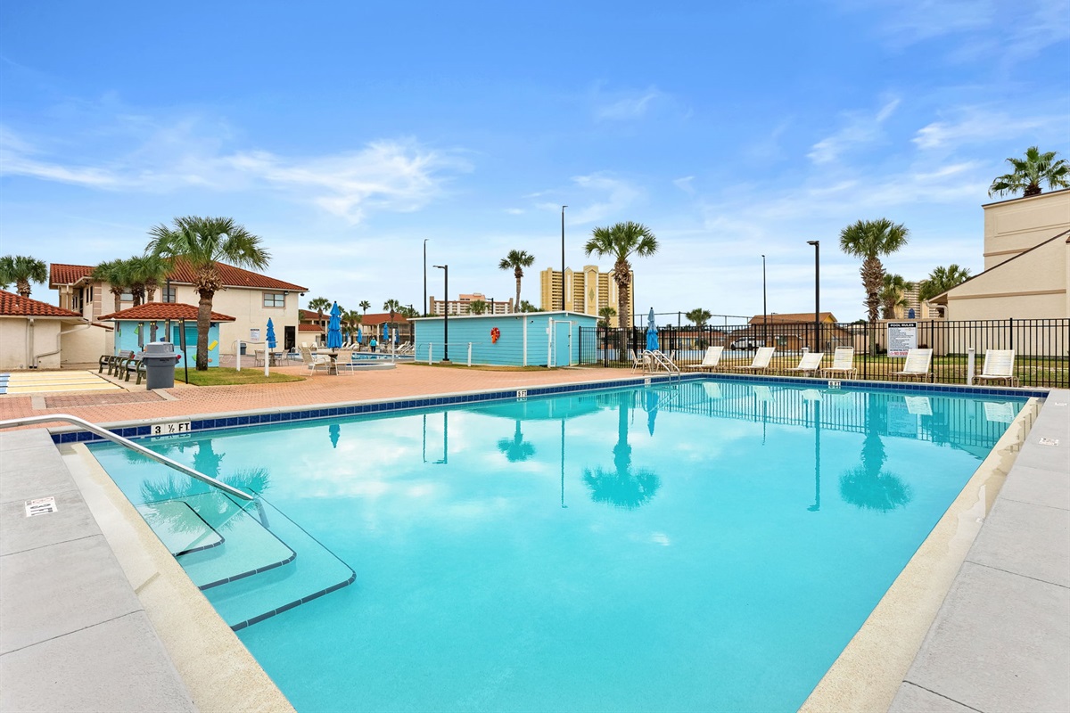 The resort offers 2 gated entrances, grills, 4 pools, tennis courts, hot tub, mini golf and more!