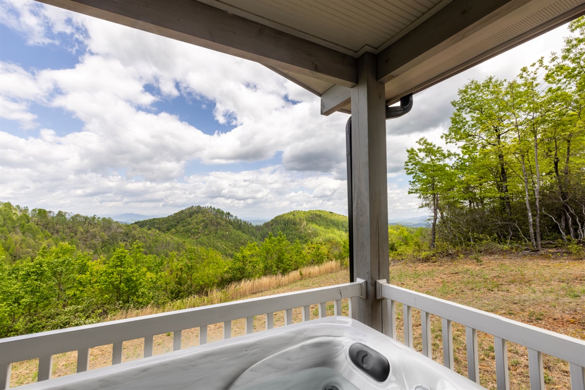 Gorgeous vie from the hot tub