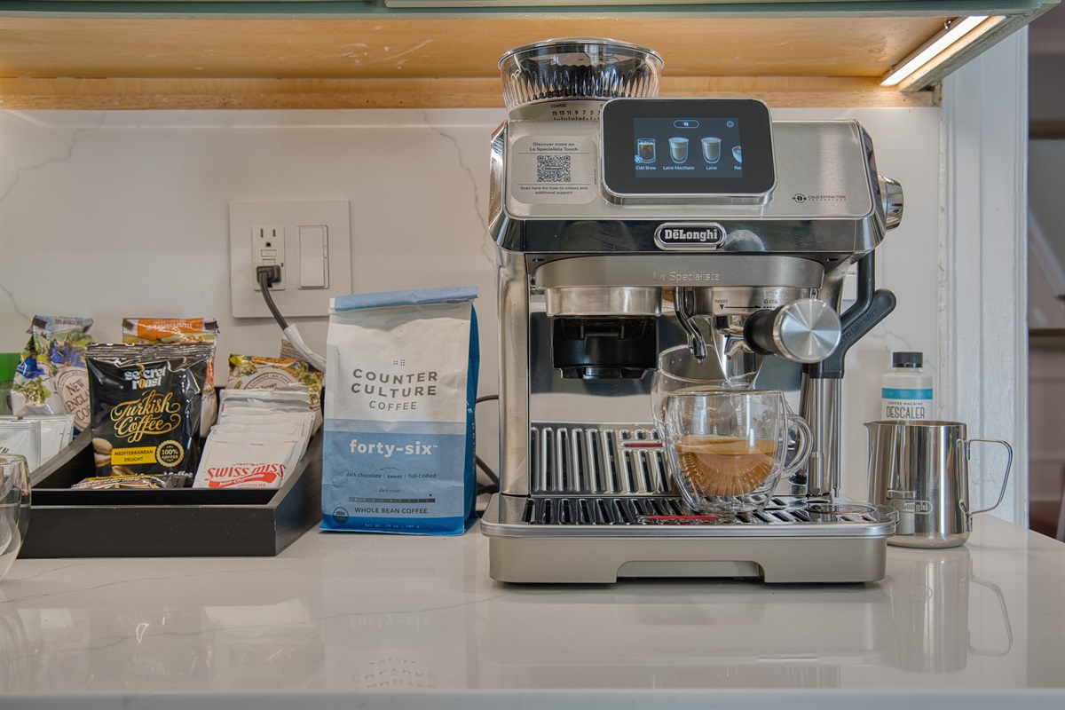 Premium coffee experience with barista like quality. Also we have Keurig,  traditional slow drip, and instant coffee options on hand. I offer It all !