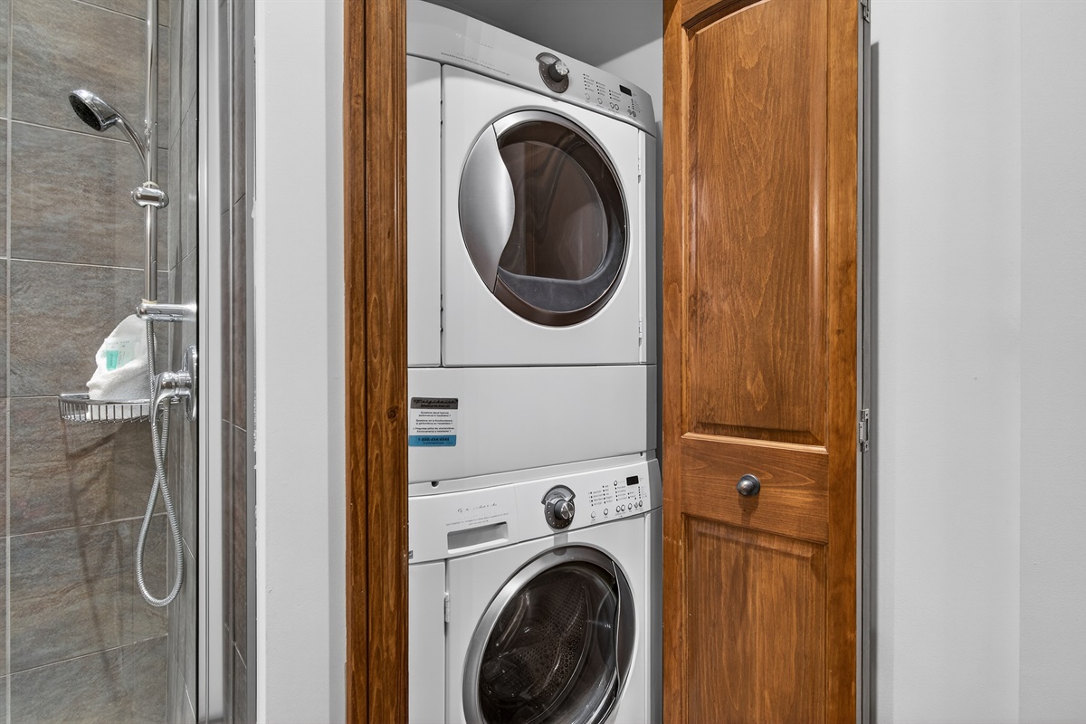 Large capacity washer and dryer