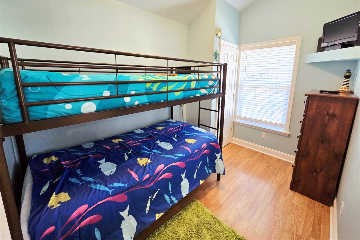 Bedroom 3 - (Twin over Twin)