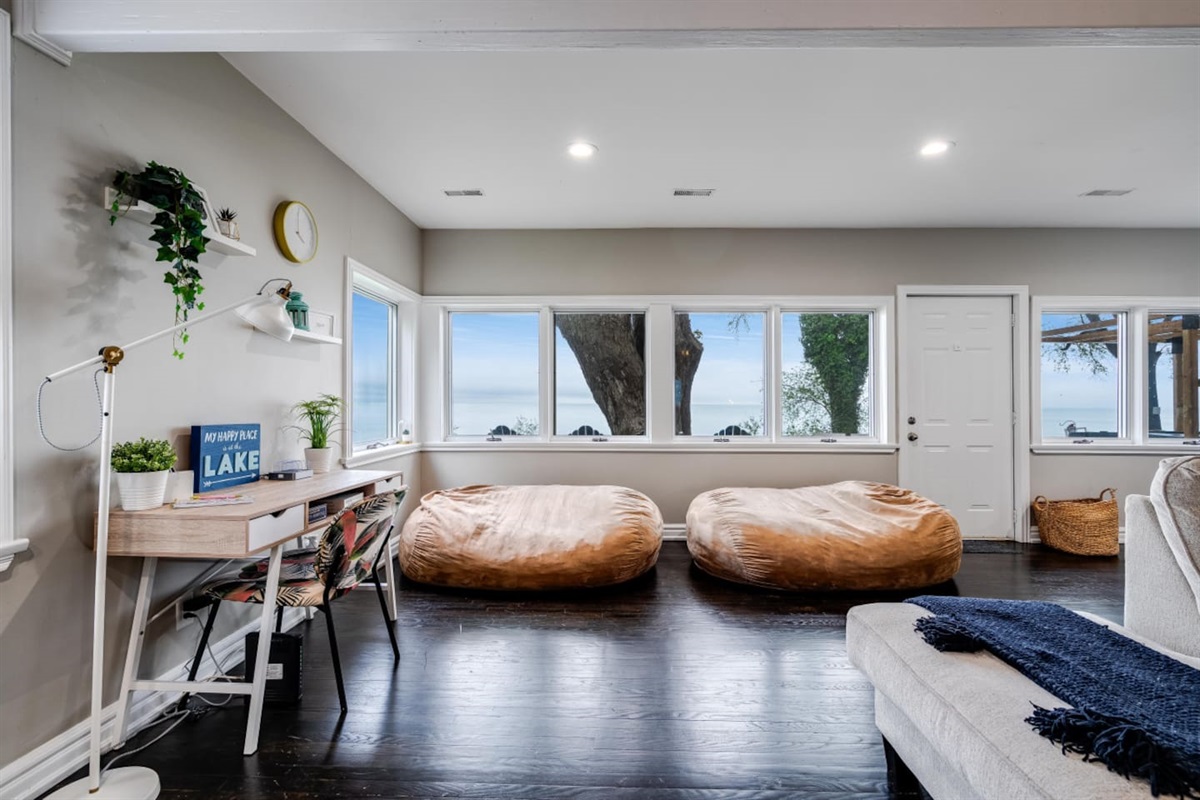 Living Room/ Lounge Room