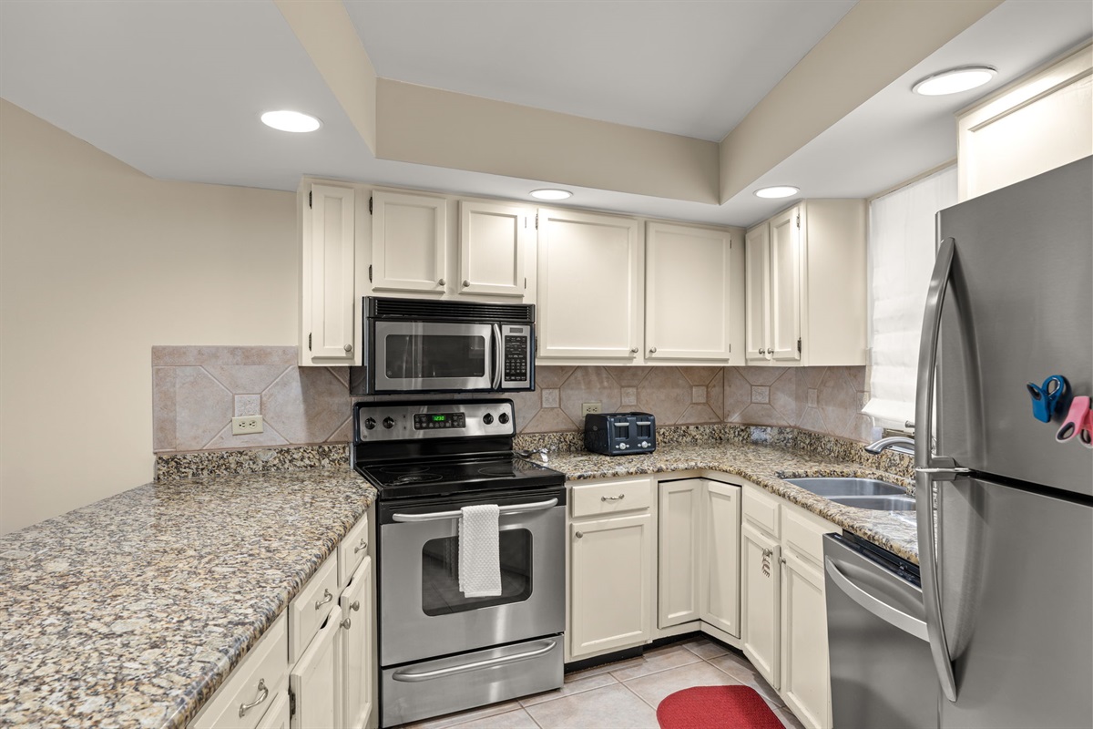 Full Kitchen