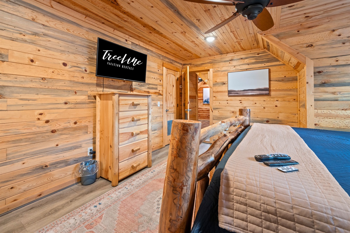 Another angle highlights the generous floor space, making it easy to move around and settle in.