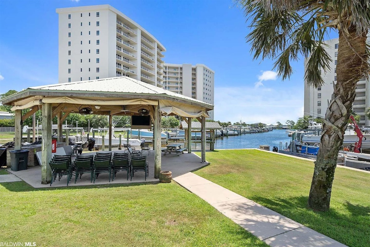 Outdoor Pavilion: Gather with friends beside the water, BBQ grills and fun await!