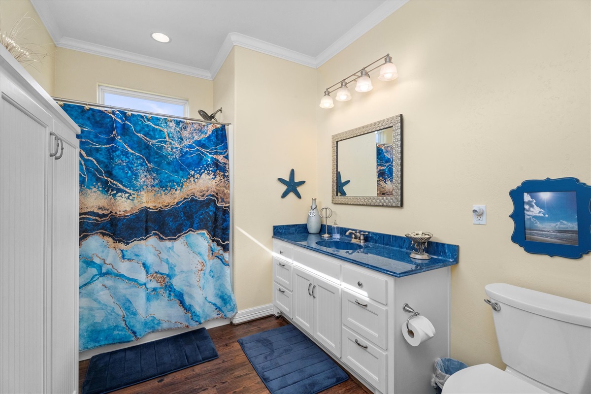 8fb8644c5bfd4901b61beec33d9ec422 Large | Beachhouse | Texas | TX | Vacation Homes | Galveston | Crystal Beach | Kokomo | Breezy Days | Beachfront Elegance | Sunrise Serenity | Southern Sands Property Management, LLC