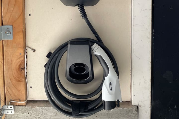 Level 2 EV charger available to guests.