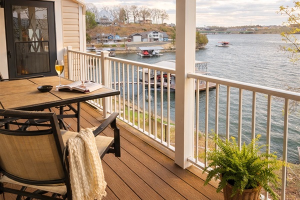Tranquil retreat porch views