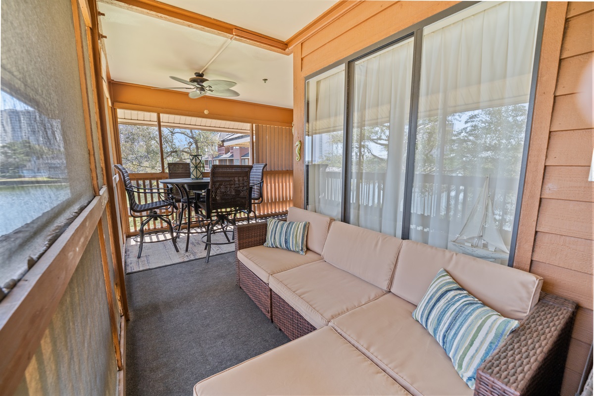 Outdoor Deck - screened porch