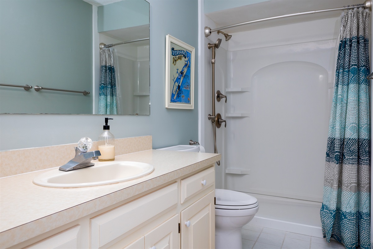 Serene bathroom retreat