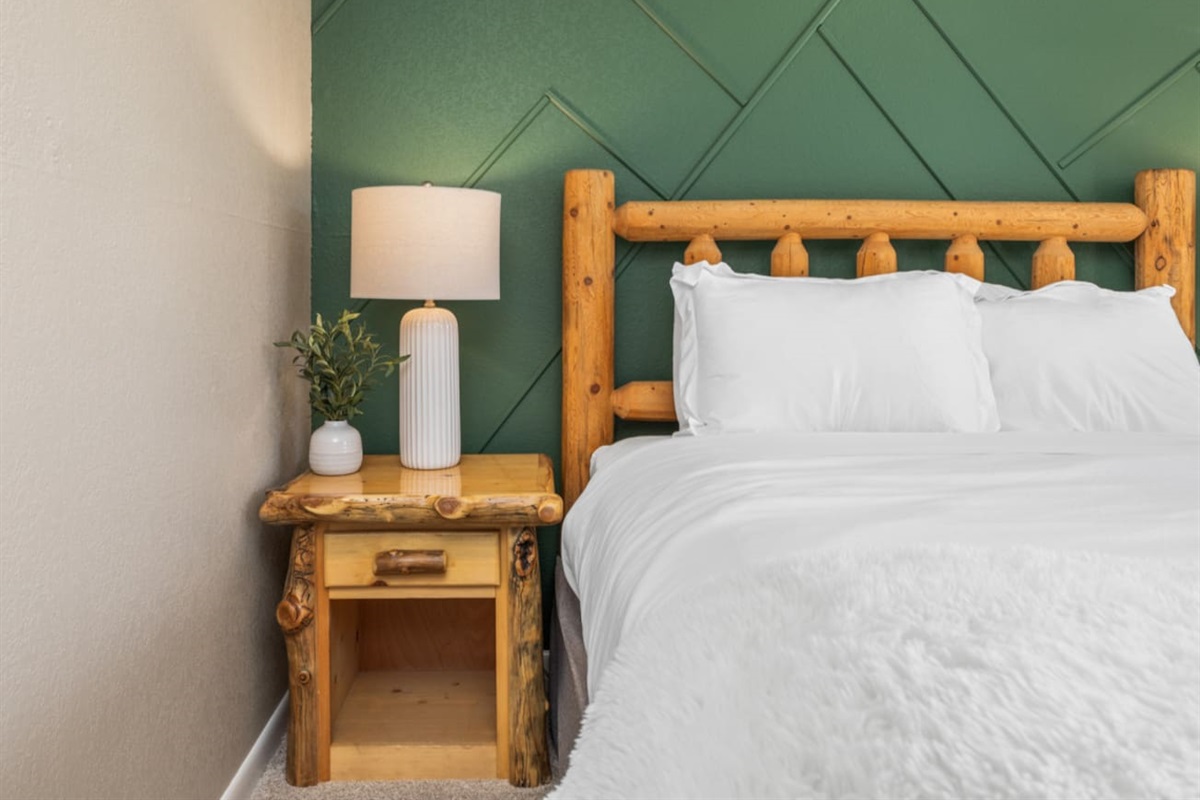 Bedroom #2 |Queen
