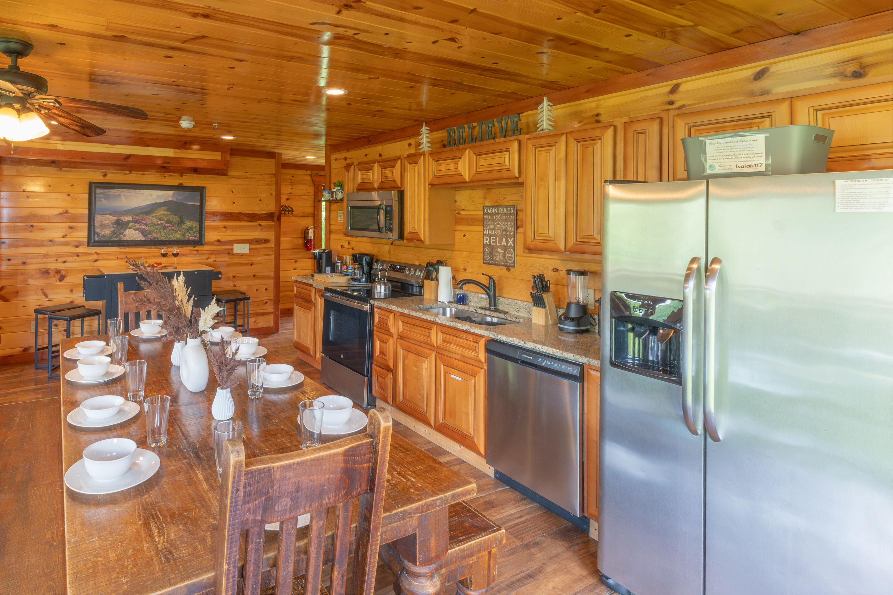 Designed with guests in mind, this fully stocked and well-organized kitchen has all the essentials to make you feel right at home.